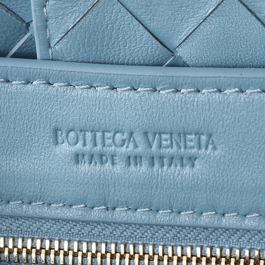 Small Andiamo Mit Kette Blau – Bild 9