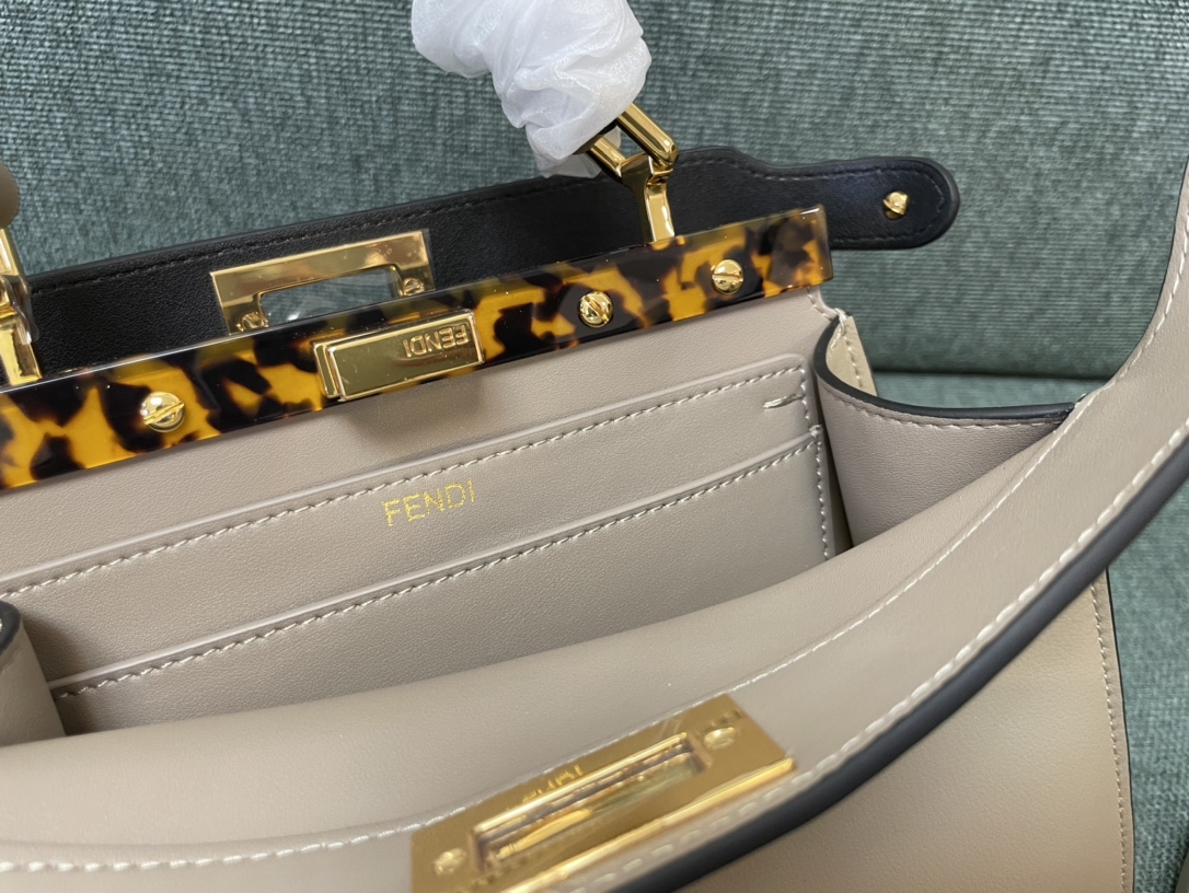 Peekaboo Blassrosa und Gold – Bild 10