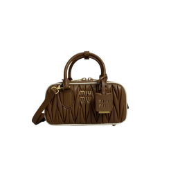 Arcadie Tasche Aus Matelassé-Nappaleder Karamell  Weiss