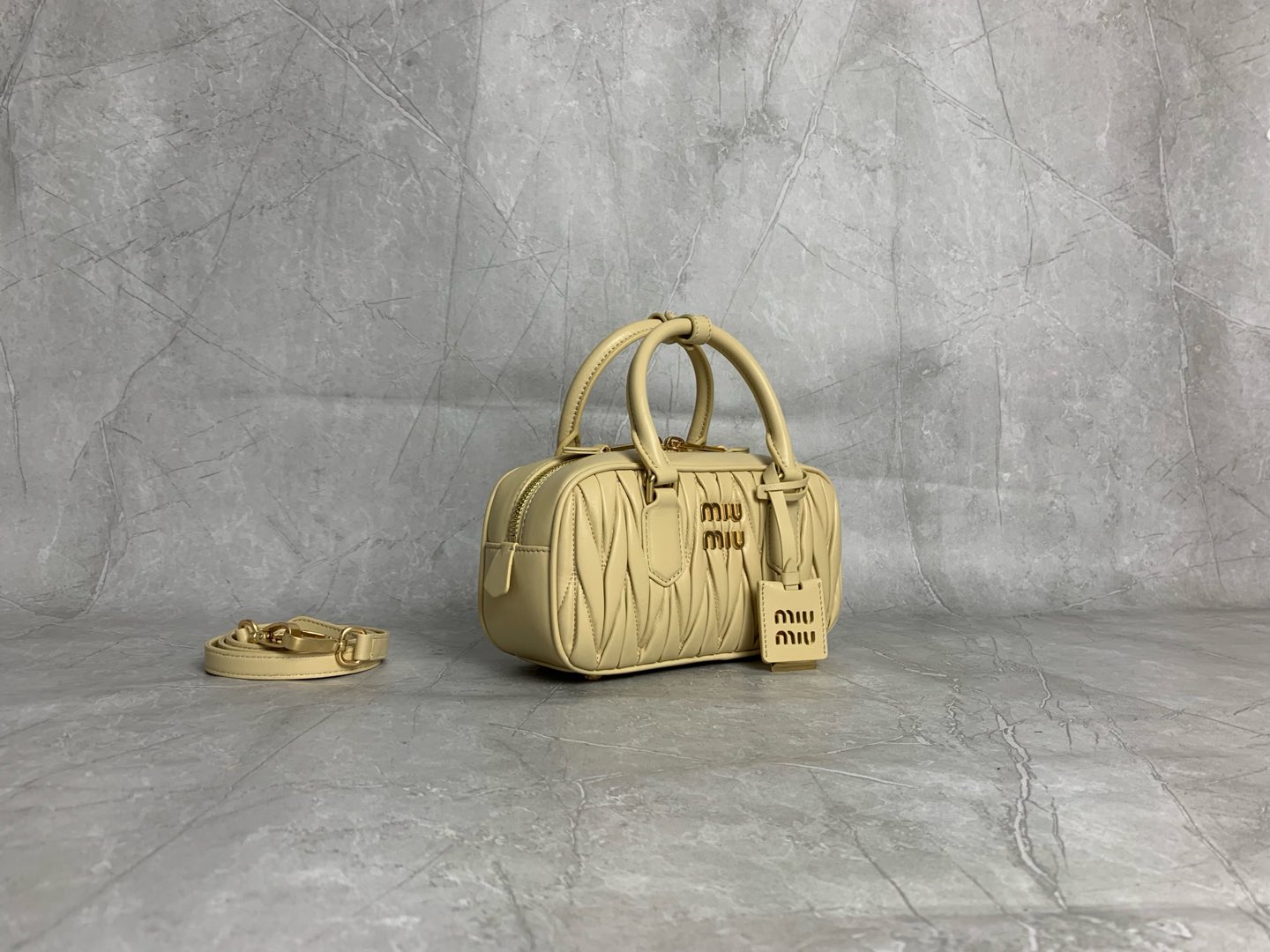 Arcadie Tasche Aus Sojagrünem Matelassé – Bild 5