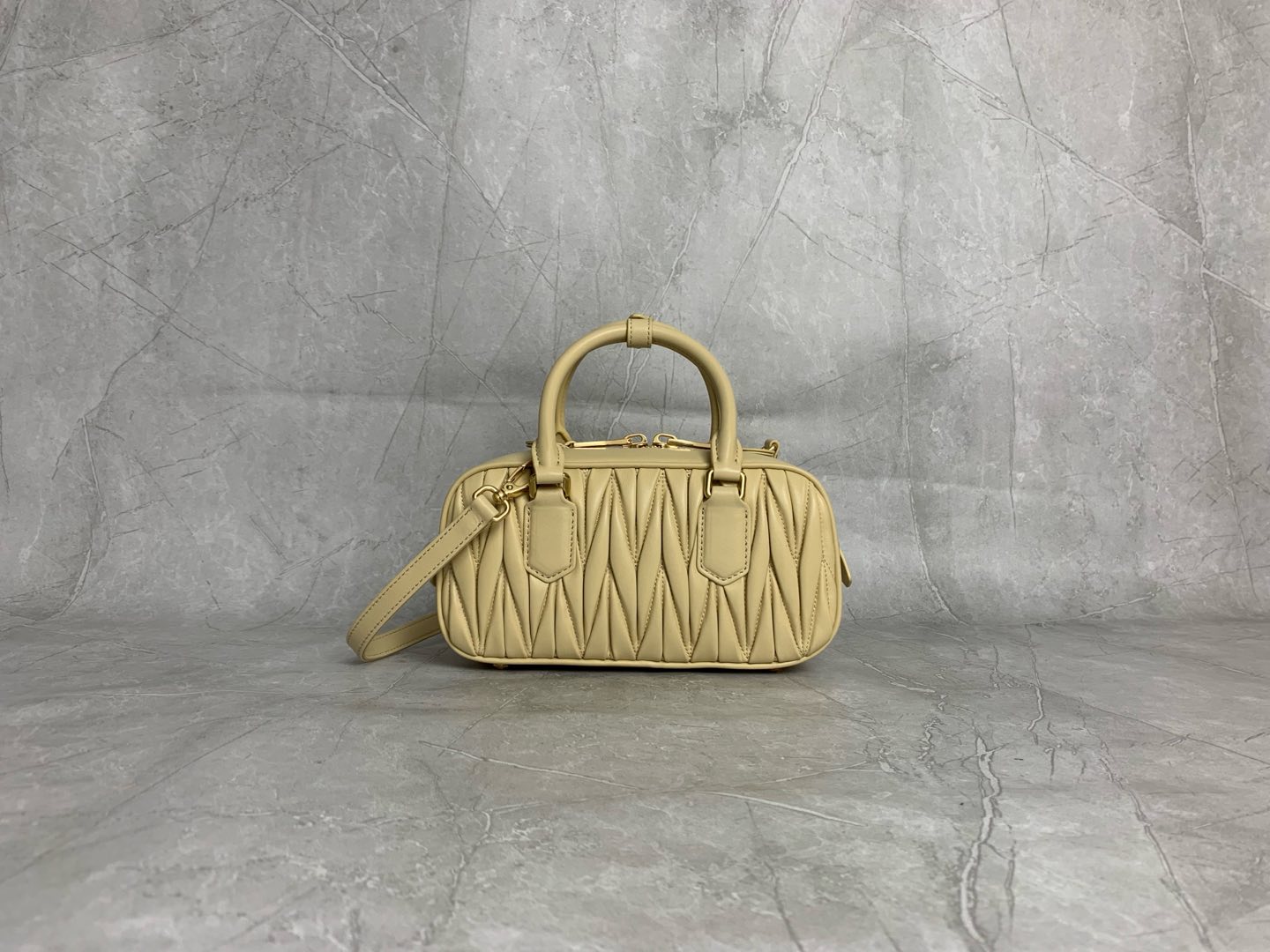 Arcadie Tasche Aus Sojagrünem Matelassé – Bild 4