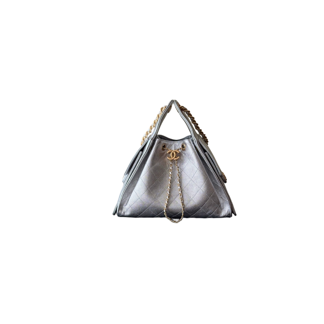 Kleine 25 Tasche Genarbtes Kalbsleder Goldfarbenes Metall Glänzendes Silber