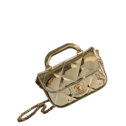 Kleine Clutch Mit Kette Kalbsleder Mit Spiegel-Effekt Goldfarbenes Metall Helles Gold