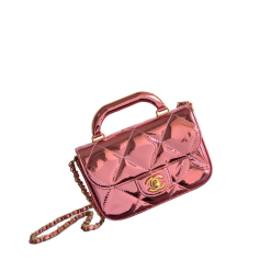 Kleine Clutch Mit Kette Kalbsleder Mit Spiegel Effekt Goldfarbenes Metall Helles Fuchsie