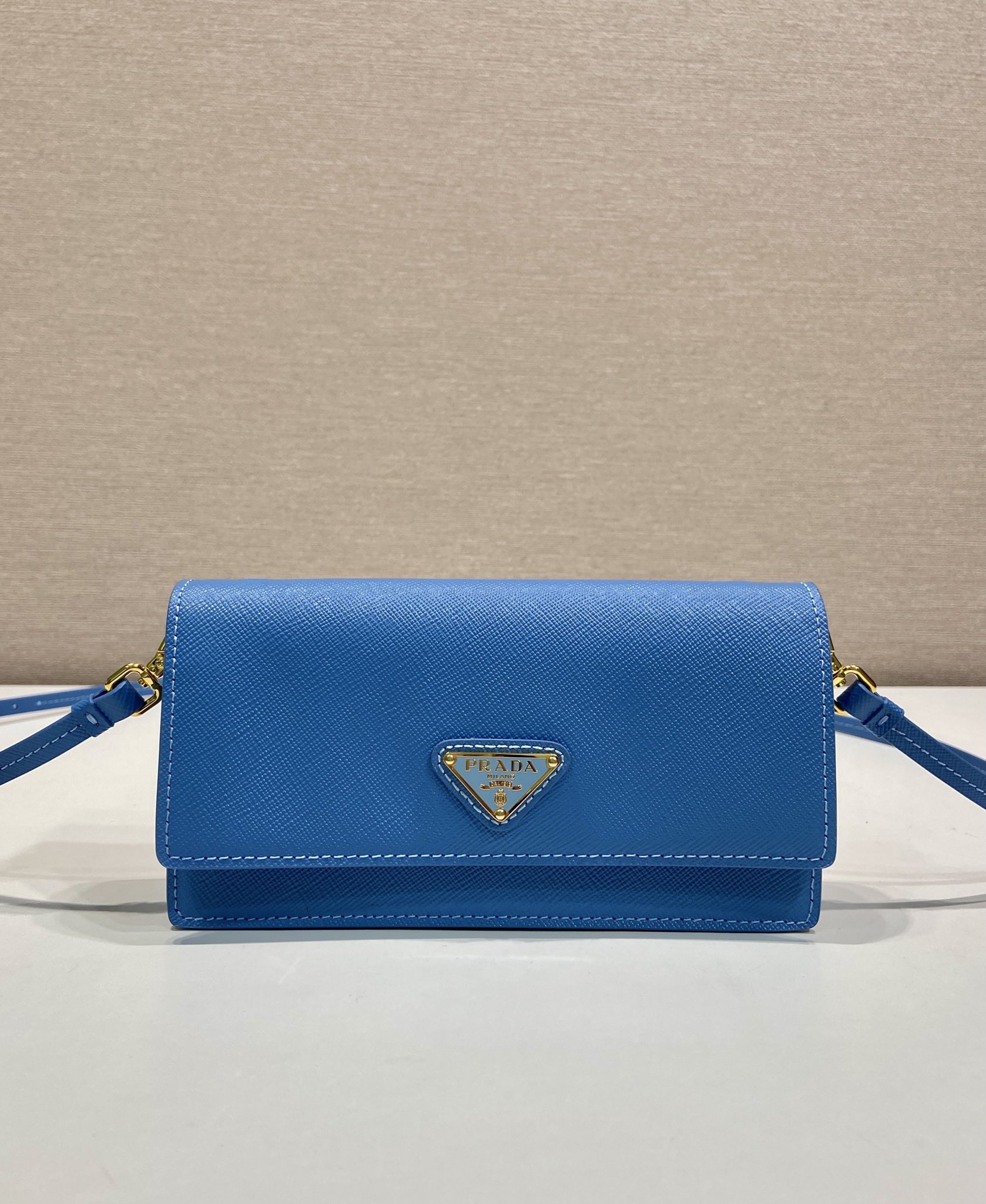 Mini Bag Aus Saffiano-Leder Astralblau – Bild 3